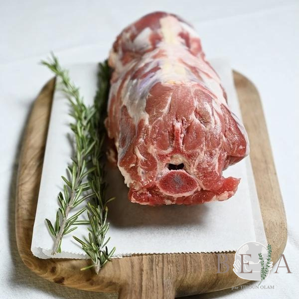 Collier d'agneau avec os